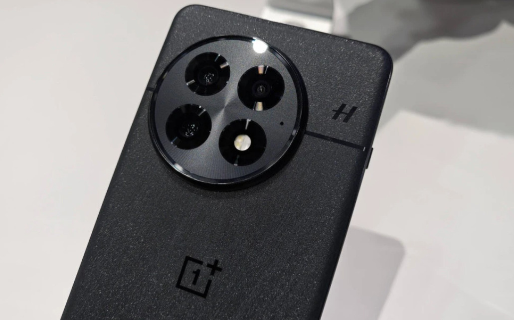 OnePlus 15 добива радикални промени во дизајнот