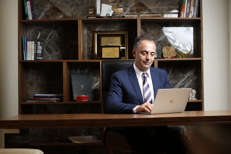 Алиу вети транспарентност, граѓаните ќе знаат кој го помага македонското здравство