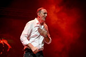 Антички беше претесен да ги собере фановите: Сергеј Ќетковиќ ја отвори душата под ѕвезденото небо над Охрид