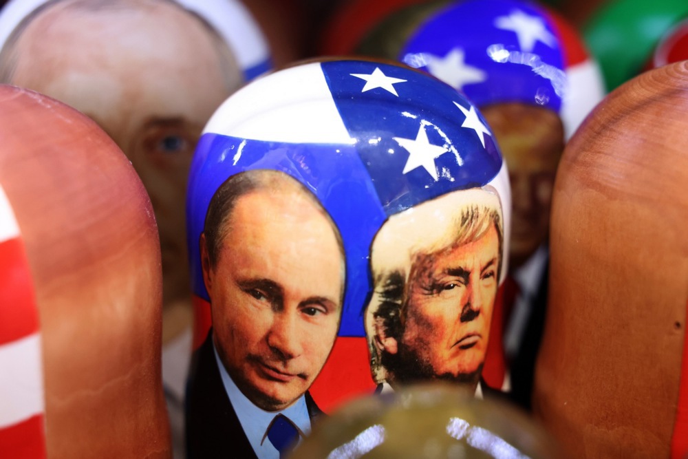 Белата куќа објави детали за средбата Трамп-Путин