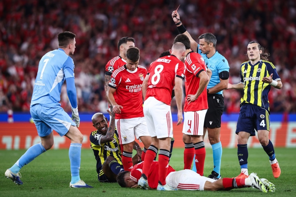 (Видео) Бенфика го испрати Мурињо во Лига Европа, Бриж ги растури Глазгов Ренџерс