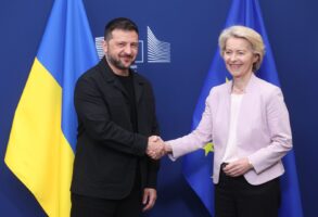(Видео) Зеленски пристигна во Брисел на средба со Урсула фон дер Лајен