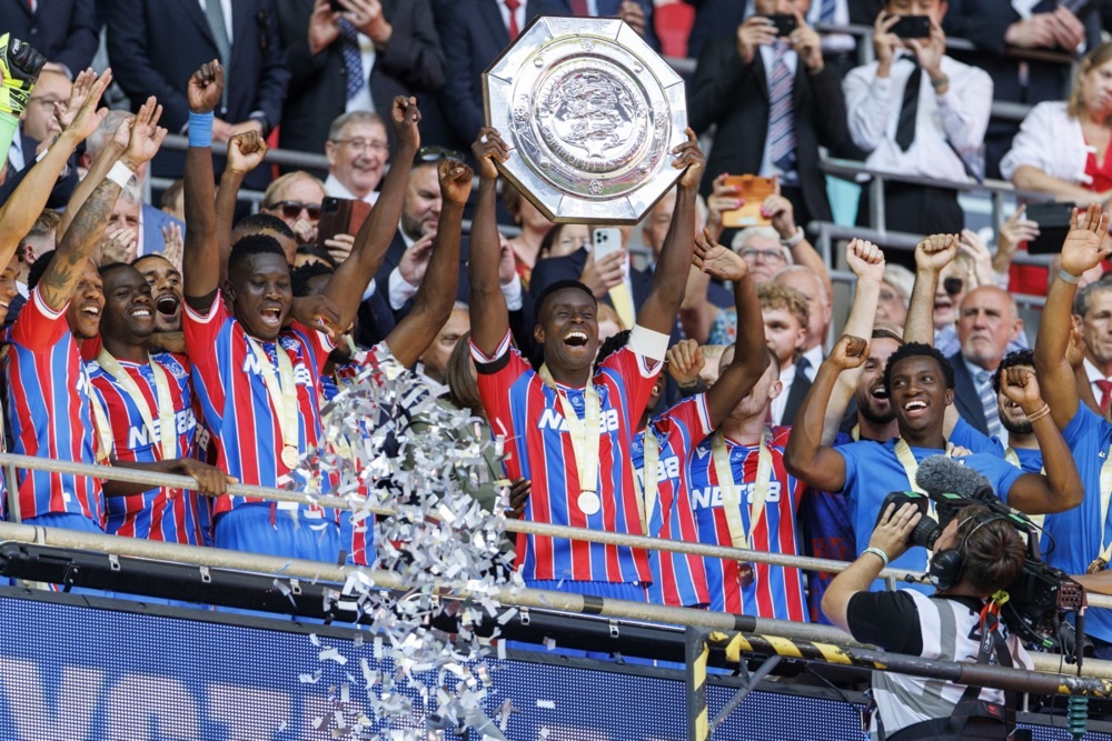 (Видео) Палас на Ливерпул му го „украде“ првиот трофеј во сезоната