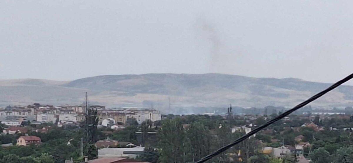 Гори депонијата „Вардариште“, соопшти ЦУК