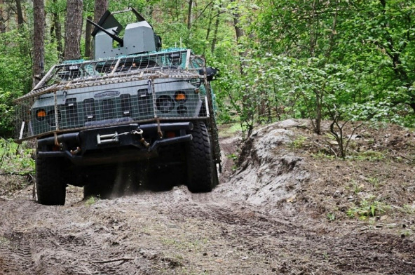 Европа разгледува воена тампон зона на украинска територија, објави „Политико“