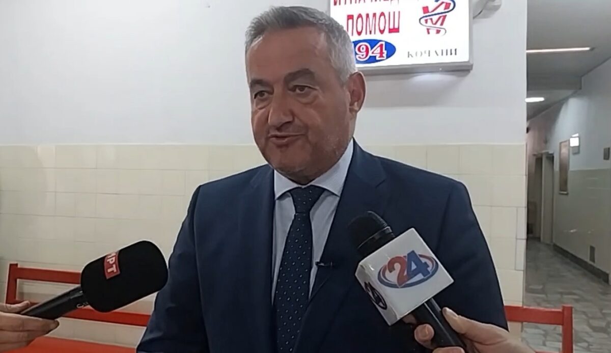 И без документи, оние што се сомневаат дека биле непотребно оперирани нека поднесат претставка, повика Клековски