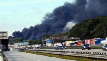 Изгаснат е големиот пожар во пристаништето во Хамбург