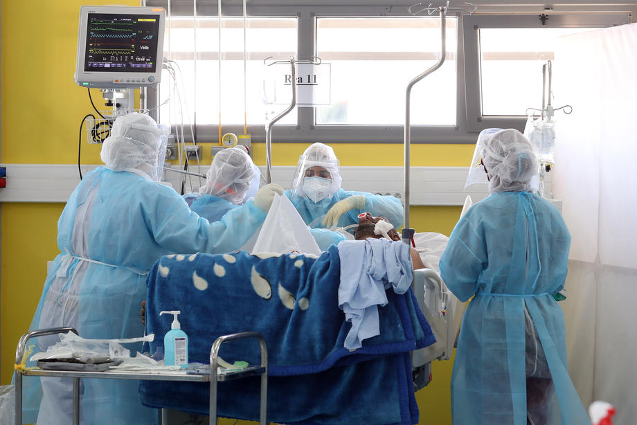 Итни и вонредни надзори во приватните болници по информациите дека се правеле непотребни операции за профит