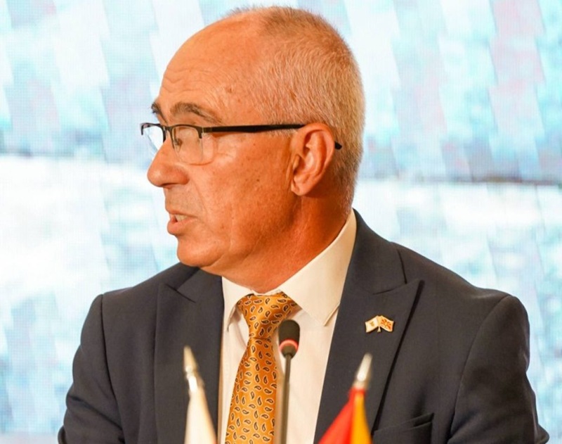 Коњановски вети големи проекти, како реконструкција на улици, нов мост и инвестиции во спортот