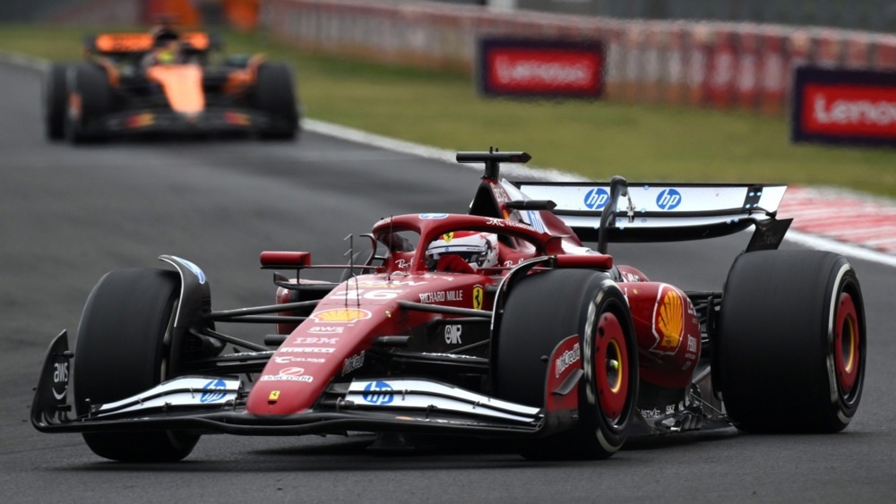 Леклер бесен на Ферари: Мора да ме слушате