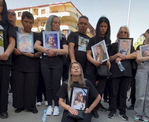 Марш на ангелите во Кочани: Ако нема правда за ангелите, за нивните родители и семејства, нема да има за никој