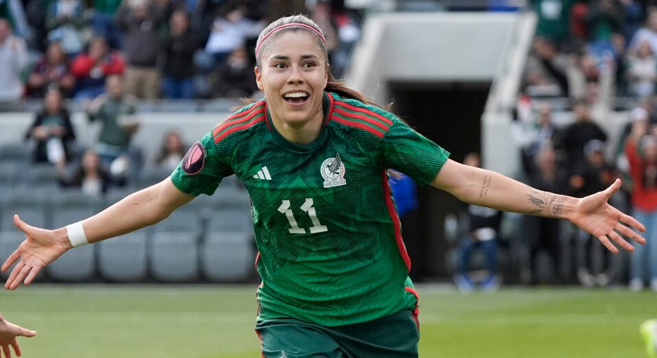 Мексиканката Оваље најскапа фудбалерка во историјата