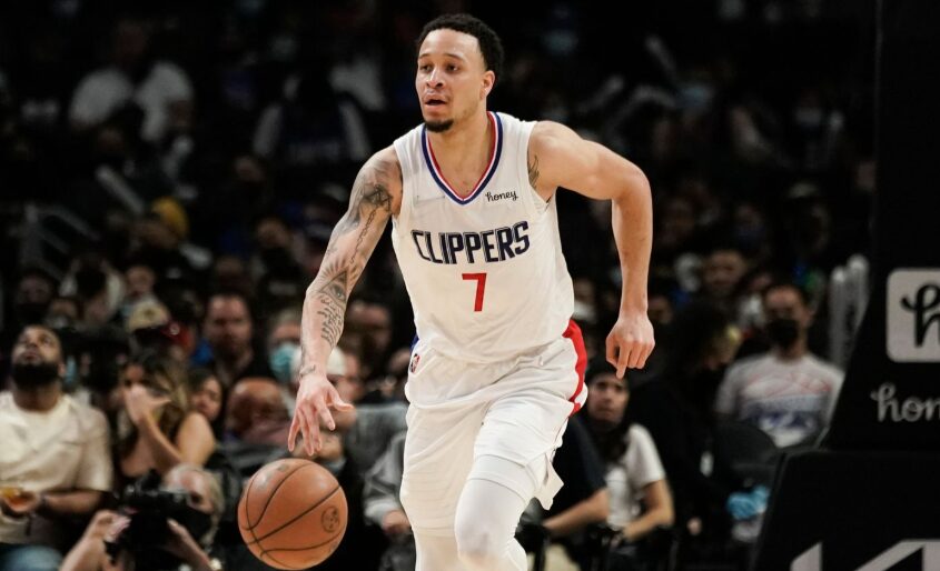 Милвоки донесоа засилување од Лос Анџелес