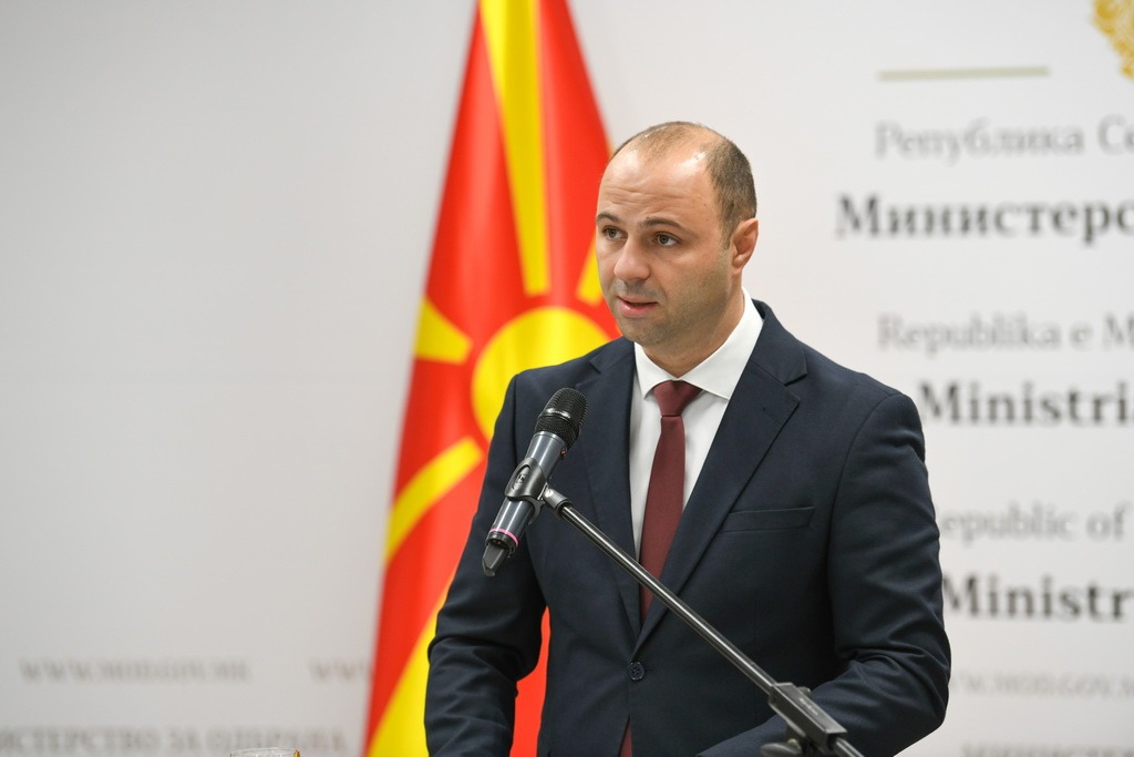 Министерството за одбрана реагира на соопштението на СДСМ: Лицемерно, со манипулација на факти и со целосно извртување на вистината