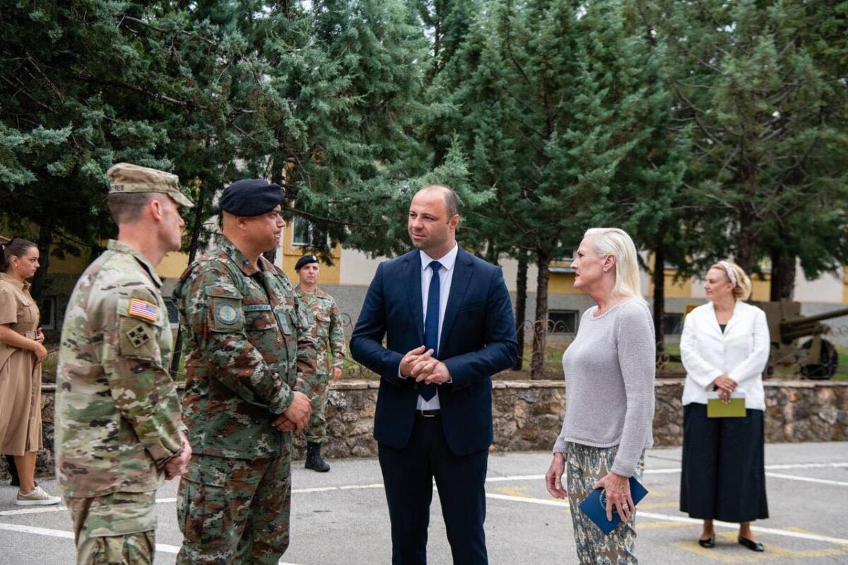 Мисајловски: Одбранбените капацитети на Армијата продолжуваат да се зголемуваат