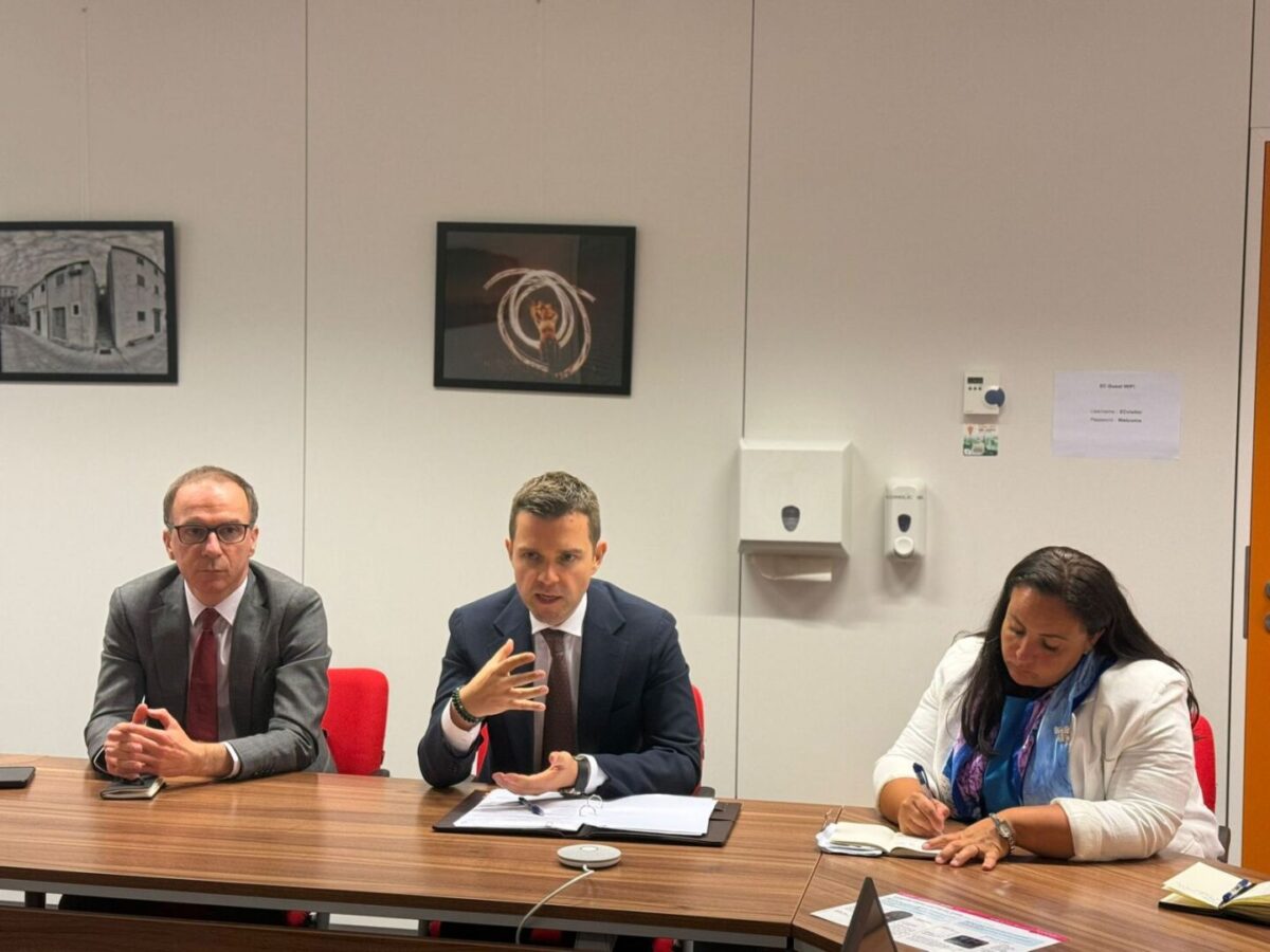 Муцунски-Јан Копман: разменети мислења за спроведувањето на реформската агенда, во фокусот и иницијативата „Роаминг како дома со ЕУ“