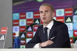 Новата ѕвезда на Реал Мадрид ги шокираше навивачите со одговор на прашањето „кој е најдобар фудбалер во светот?“