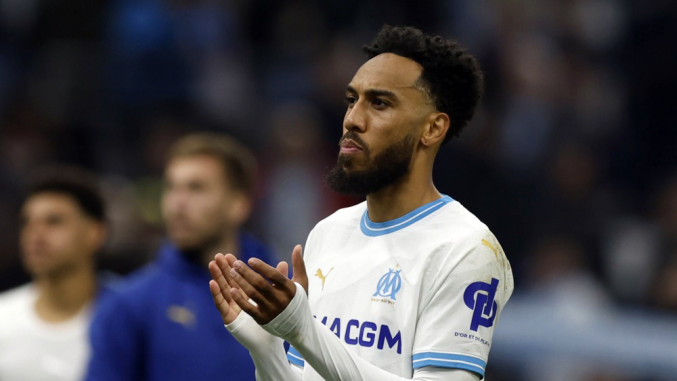 Обамејанг се врати во Марсеј