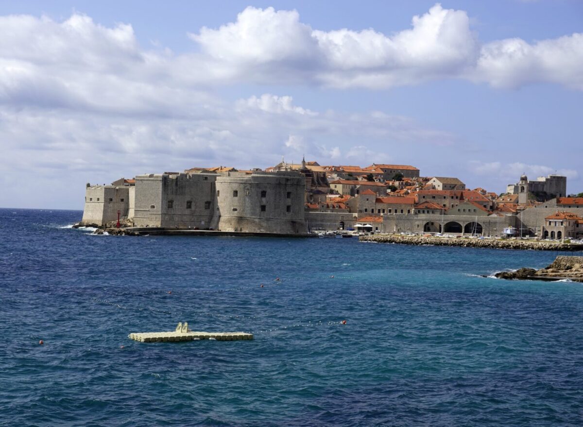 Пар нуди бубрези за стан во Дубровник – огласот ги насмеа сите