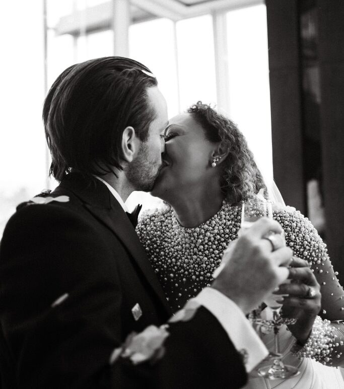 Поранешната „спајс девојка“ повторно се омажи за истиот маж