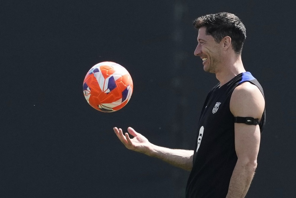 Проблем за Барселона – Роберт Левандовски се повреди