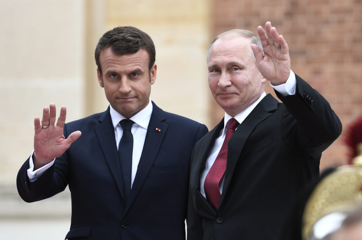 Тој е „предатор“ и „чудовиште“: Макрон со навреди кон Путин, Москва реагираше
