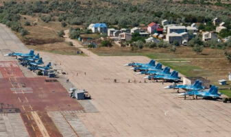 Украина: Нападнавме аеродром на Крим, штетата се мери во десетици милиони долари