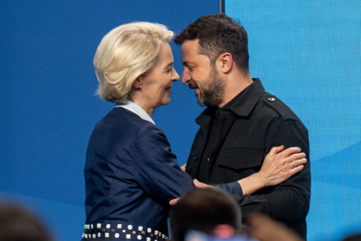 Урсула фон дер Лајен: Одам со Зеленски во Вашингтон