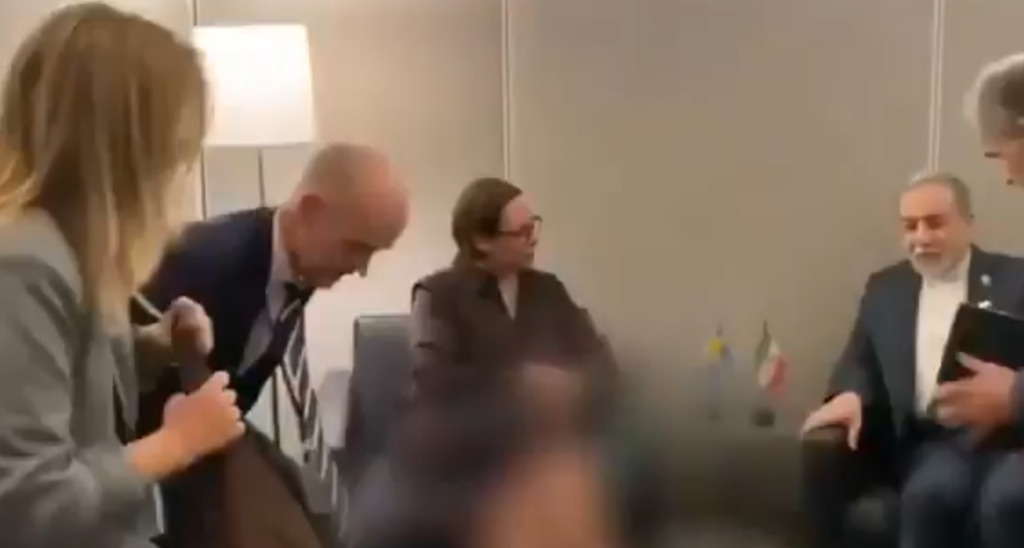 (Видео) Иранската ТВ ги цензурираше колената на финската и шведската министерка