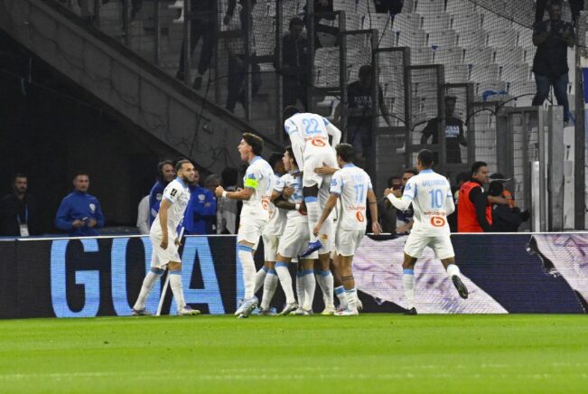 (Видео) Марсеј по пауза од 14 години на „Велодром“ го победи ПСЖ