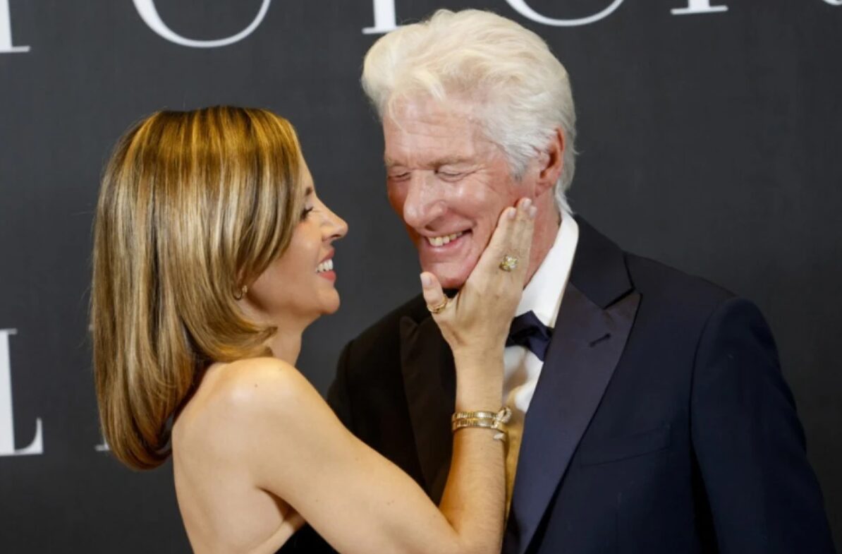 (Видео) Познатиот заводник блеска покрај својата 34 години помлада сопруга: остави сè поради неа