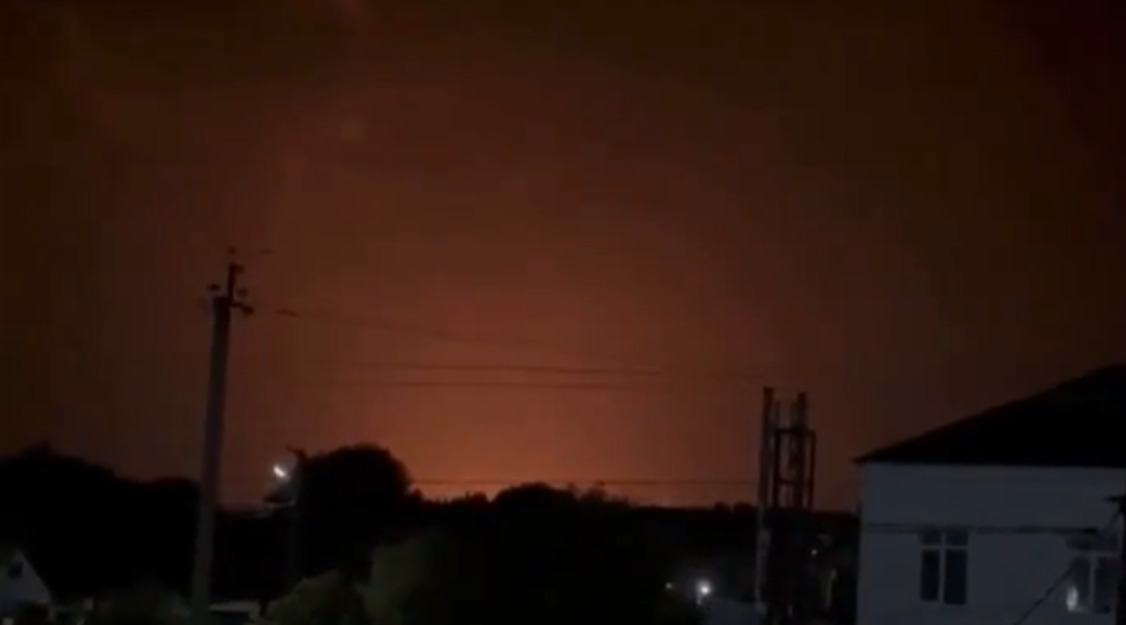 (Видео) Украинците со дронови погодија важна руска фабрика поврзана со војската