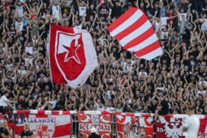 (Видео) Хаос во центарот на Белград – Навивач на Селтик заврши во болница