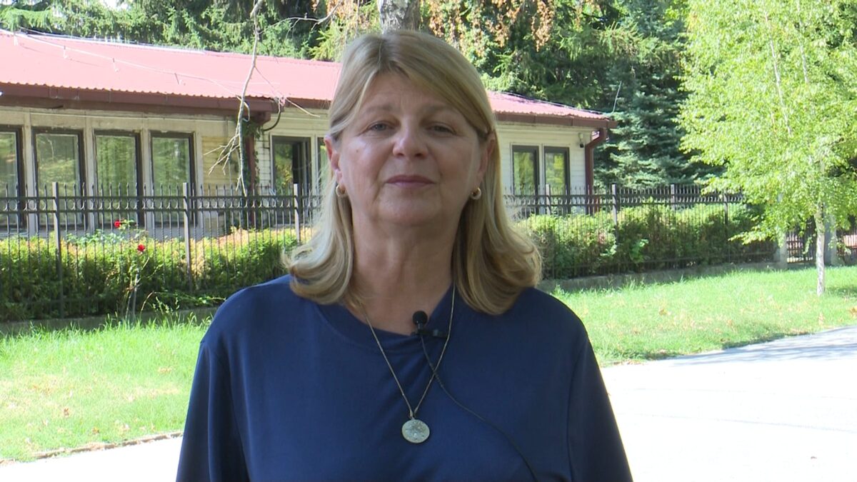 (Видео) Шукова: Нема протокол, има чад, имам план за заштита на граѓаните од пожарите и депониите