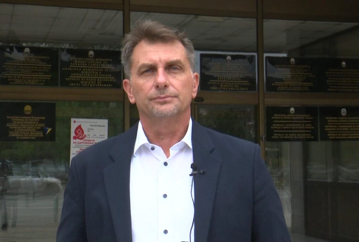 (Видео) „Нема учебници за учениците“, СДСМ бара оставка од Јаневска