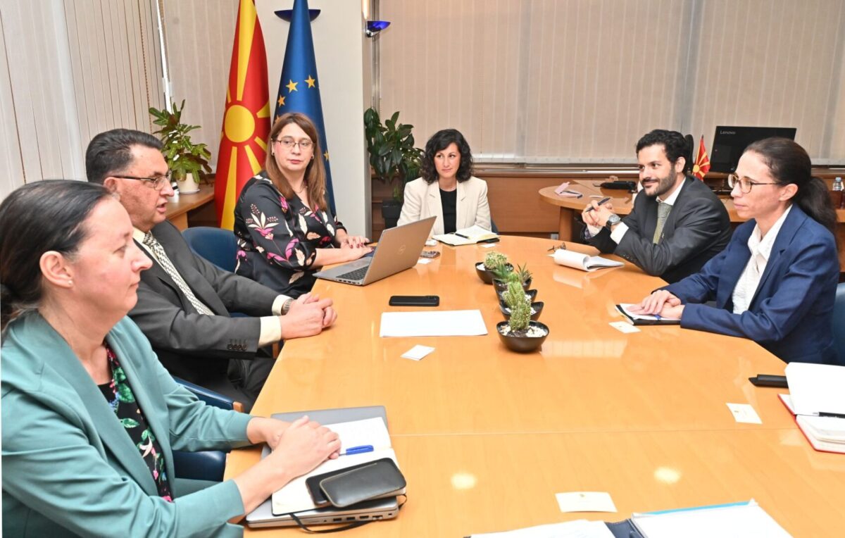 Гувернерот Славески на средба со претставници на Амбасадата на Швајцарија и Институтот од Женева: Поддршка за јакнење на институционалните капацитети на Народната банка