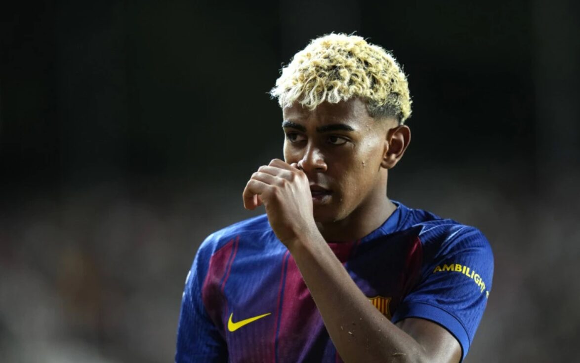 Девојката на Ламин Јамал ​​го оставила? Се шпекулира дека го изневерила со познат фудбалер