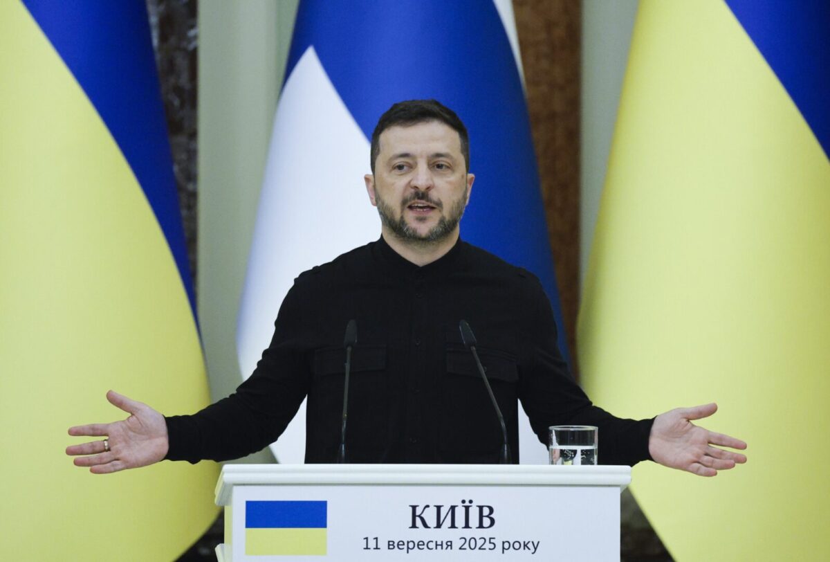 Зеленски вели дека е подготвен да се повлече по војната