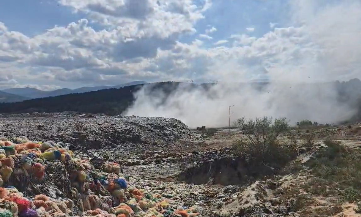 Идентификувани 20 лица осомничени за подметнување пожари во Скопје