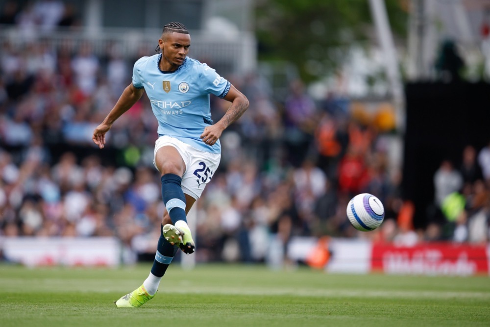 Интер успеа на Милан да му го „украде“ Аканџи