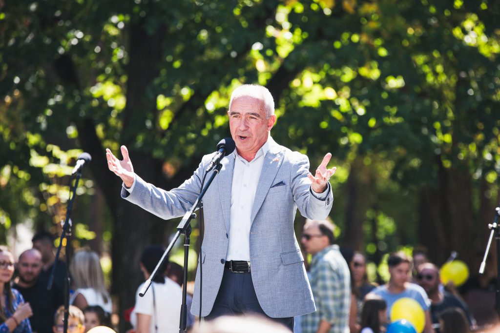 Коњановски даде отчет за сработеното на повеќе од сто страници