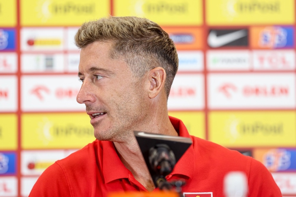 Левандовски одбил плата од 100 милиони евра по сезона