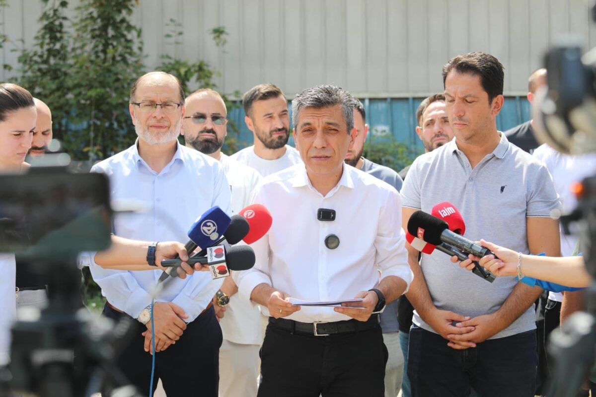 Меџити го претстави мега-спортскиот проект во Чаир