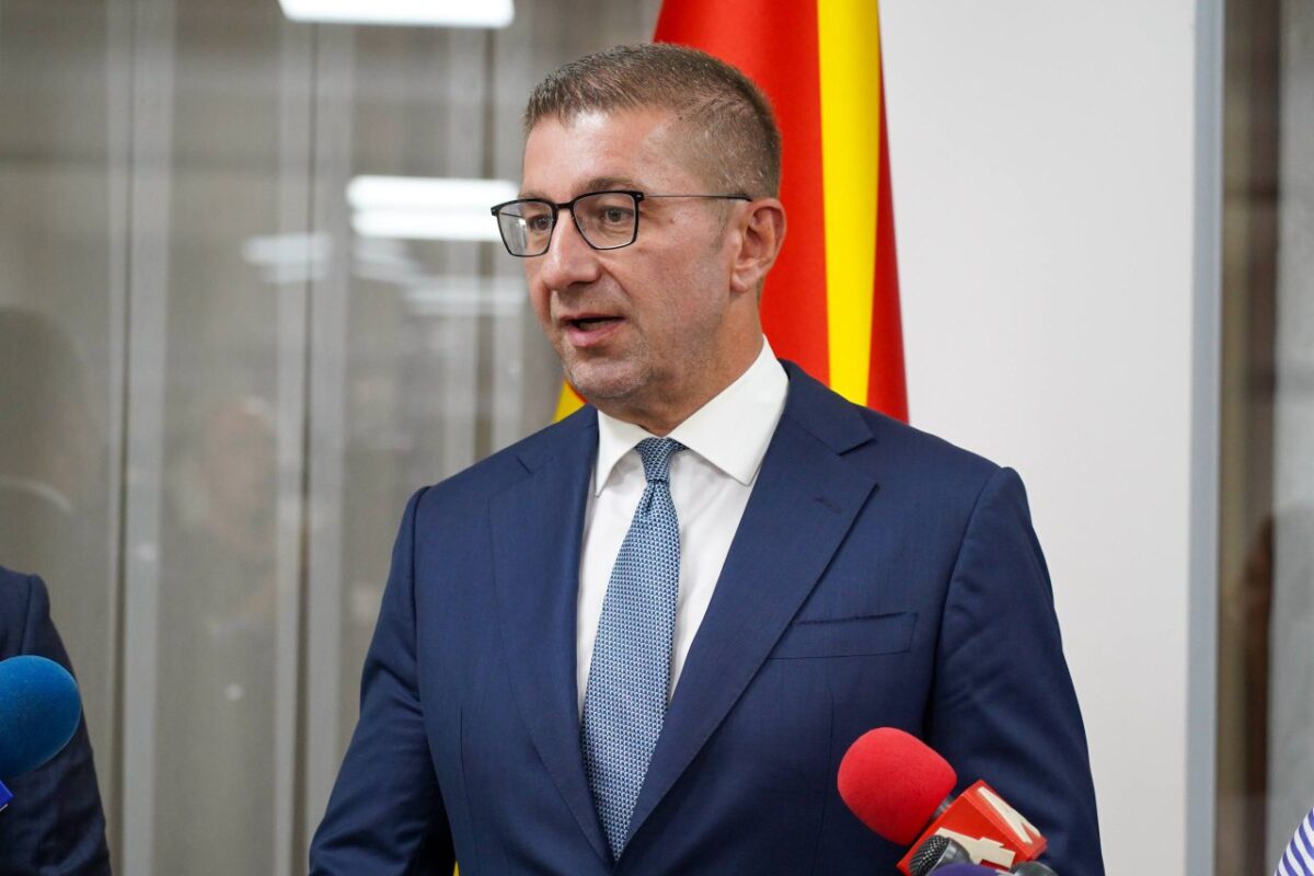 Мицкоски: Работењето на Владата даваат резултати, имаме нови 10 илјади работни места