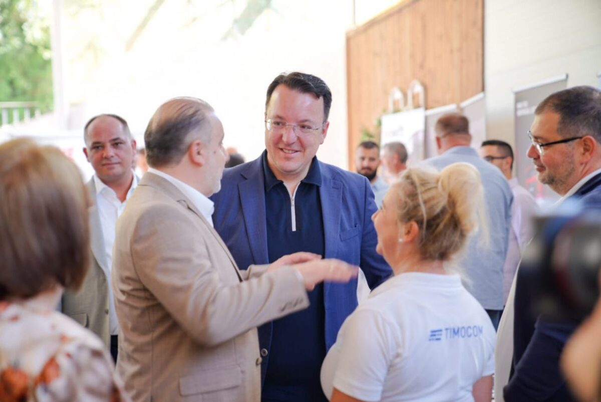 Николоски: Бележиме раст од 6,1 процент во транспортниот сектор