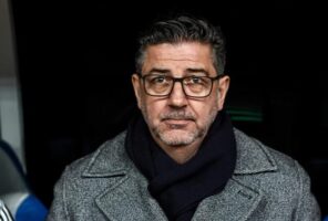 Панатинаикос го отпушти Руи Виторија