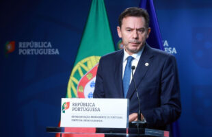 Португалскиот премиер ја повика Кина да ги искористи врските со Русија за мир во Украина