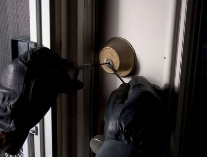 Романец осомничен за тешка кражба во Скопје