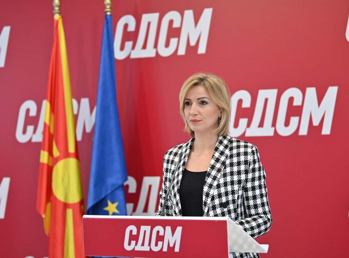 СДСМ: Учебници сè уште нема, потребно е итно решение