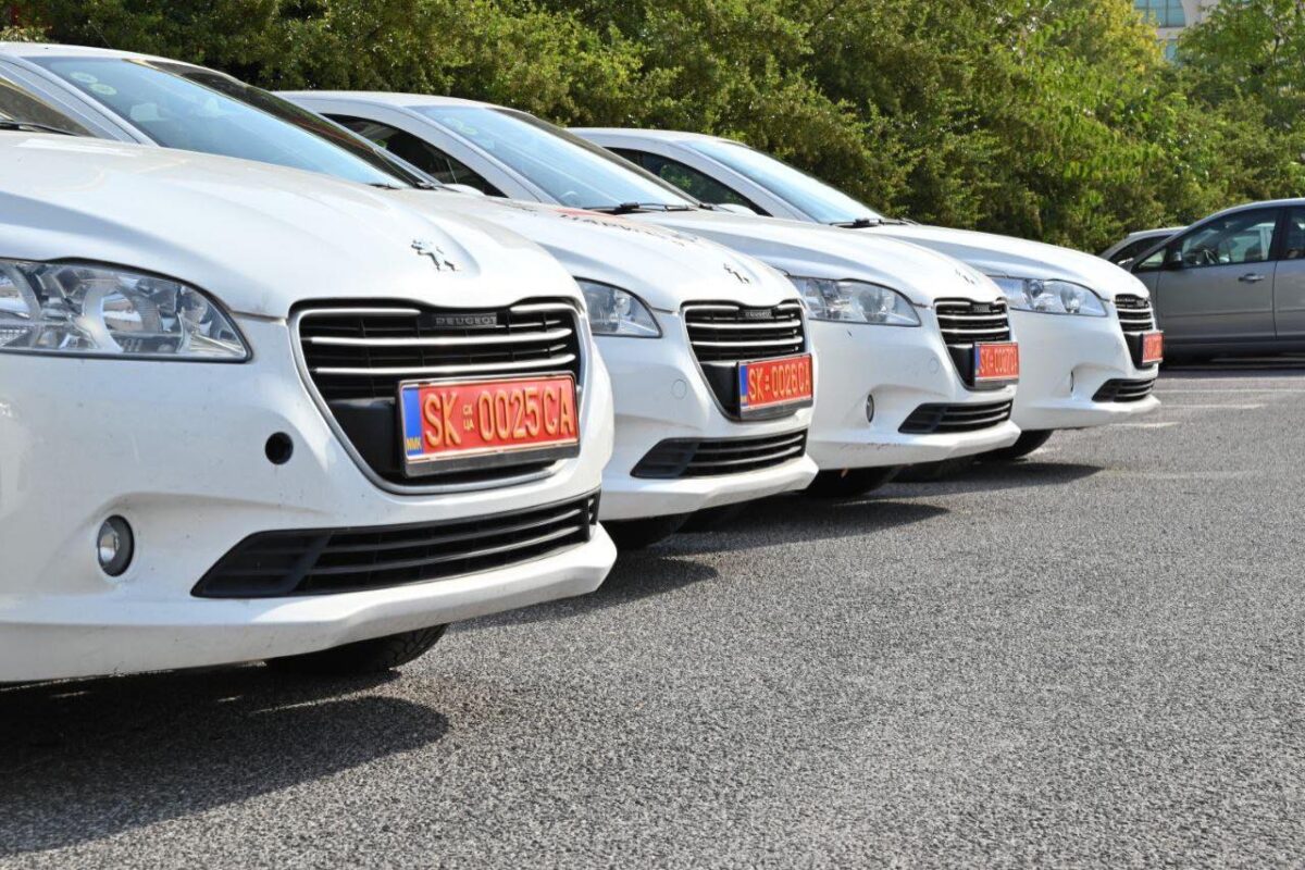 Само 42 отсто од институциите доставија податоци за службени возила пред локалните избори